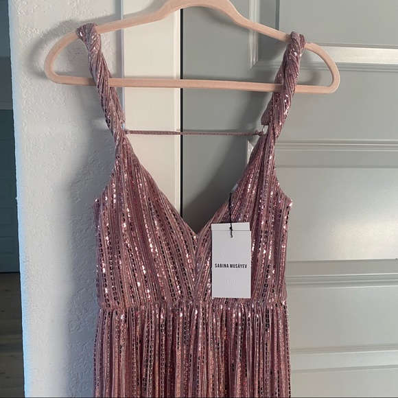 NWT Sabina Musayev Dominique Dress in Rose
Sequin Revolve - Picture 4 of 9